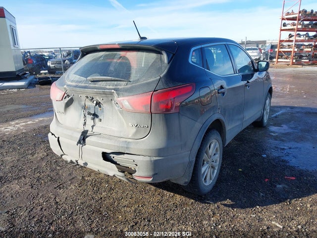 JN1BJ1CR5JW282367 Nissan Rogue Sport S/sv/sl