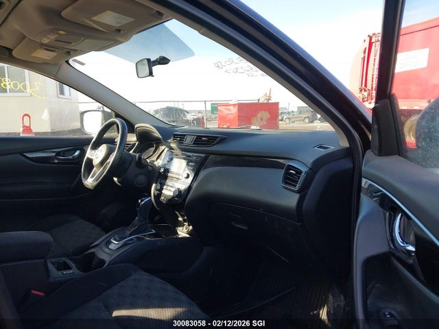 JN1BJ1CR5JW282367 Nissan Rogue Sport S/sv/sl