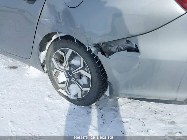 2021 Kia Forte Ex მანქანა იყიდება აუქციონზე, vin: 3KPF54AD0ME351654, აუქციონის ნომერი: 30083175