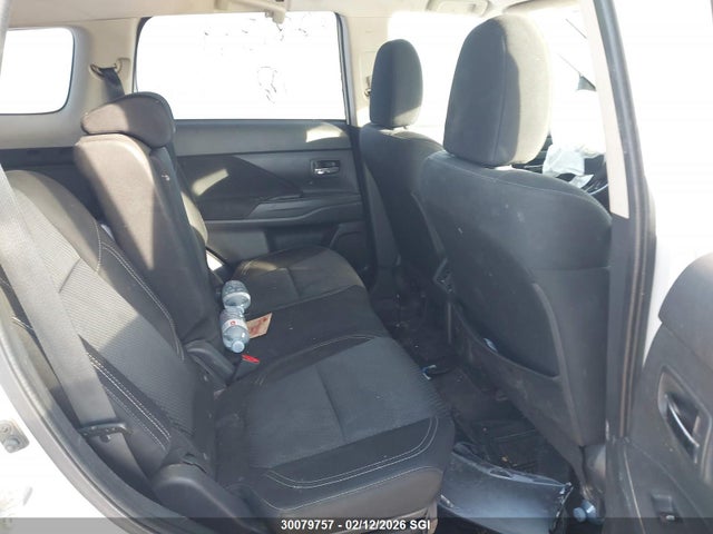 Mitsubishi Outlander Es 2020 JA4AZ2A34LZ611433 Image 8