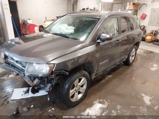 1C4NJDAB5FD392839 Jeep Compass Sport