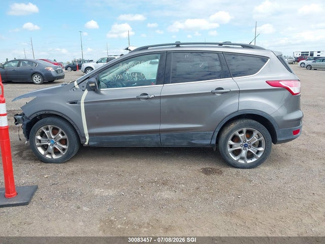 30083457 :رقم المزاد ، 1FMCU9H97DUB41621 vin ، 2013 Ford Escape Sel مزاد بيع