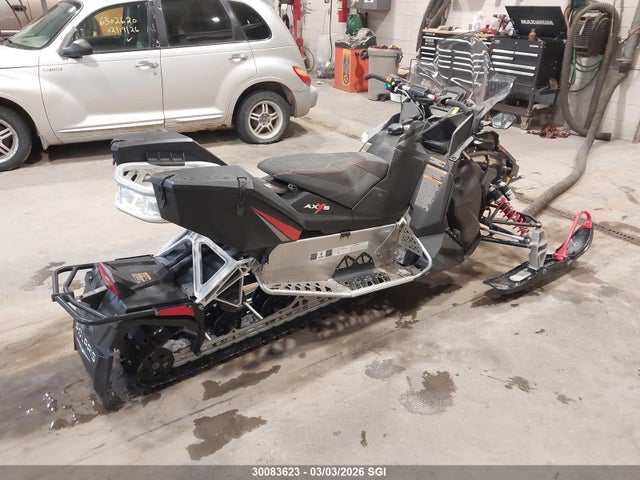 Polaris Snowmobile 2015 SN1DA6PS2FC531004 Image 4