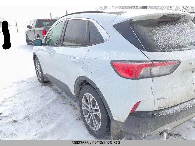 1FMCU9H66MUA08337 Ford ESCAPE SEL