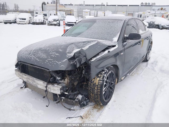 WAUKFCFL9GN004052 Audi A4 Technik Plus