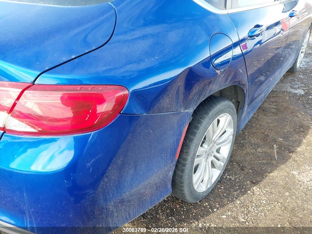 Chrysler 200 Limited 2015 1C3CCCAB8FN507346 Image 6