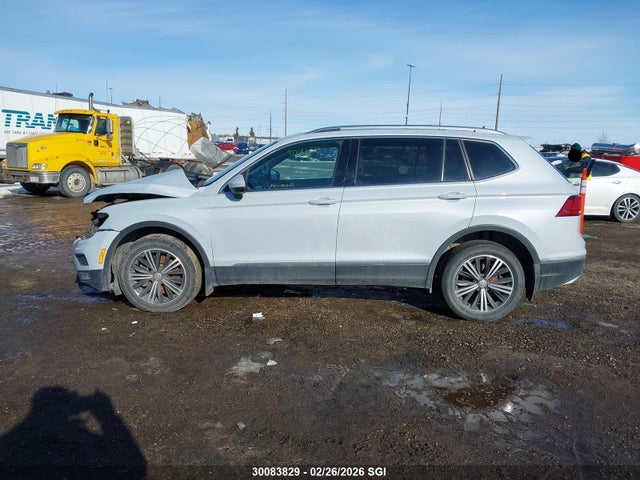 3VV4B7AX5JM119436 Volkswagen Tiguan Sel Premium