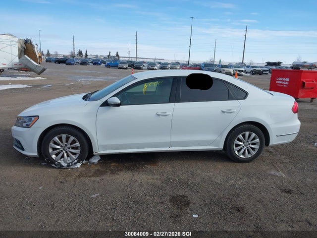 1VWAA7A35JC023080 Volkswagen Passat S/r-line