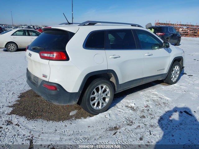 1C4PJLCB6EW311737 Jeep Cherokee Latitude