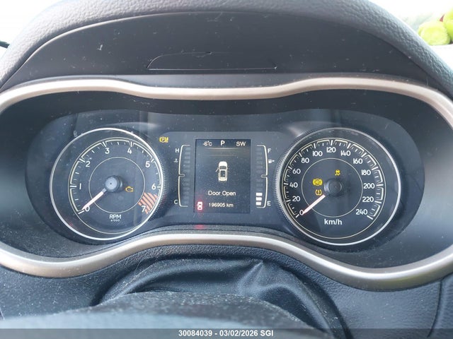 1C4PJLCB6EW311737 Jeep Cherokee Latitude