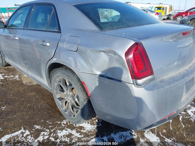 Chrysler 300 S 2015 2C3CCAGG0FH820441 Image 6