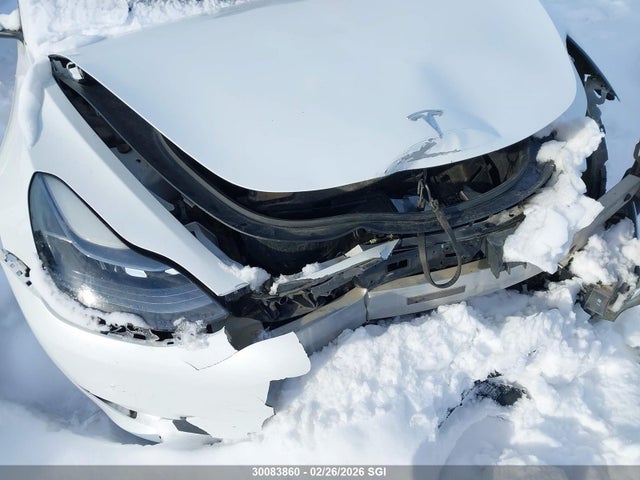 LRW3E1FA2PC872318 Tesla Model 3 Rwd