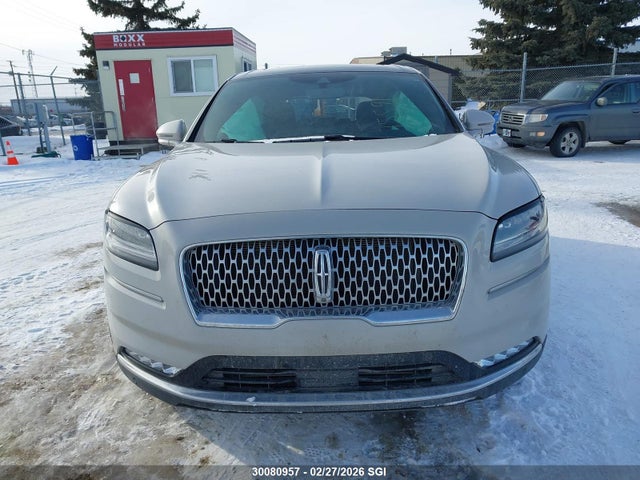 2LMPJ8KPXMBL15591 Lincoln Nautilus Reserve