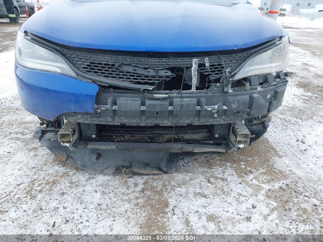 Chrysler 200 S 2015 1C3CCCBBXFN712214 Image 6