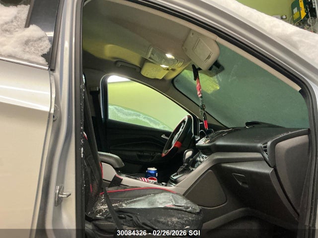 1FMCU0G77GUB63960 Ford ESCAPE SE