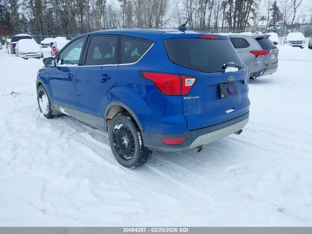 1FMCU9GD7KUB70250 Ford ESCAPE SE