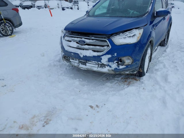 1FMCU9GD7KUB70250 Ford ESCAPE SE