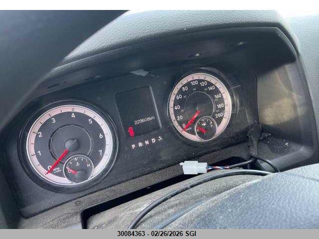 3C6RR7KT8LG224735 RAM 1500 Classic Tradesman/express