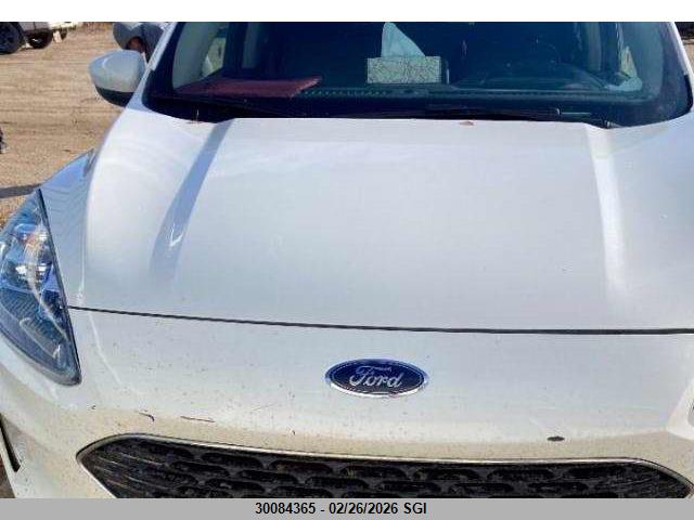 1FMCU9J91LUC59978 Ford Escape Titanium