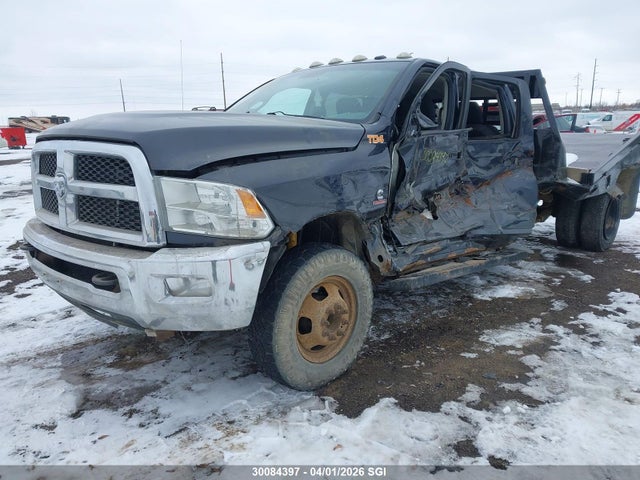 30084397 :رقم المزاد ، 3C63RRHL8FG642189 vin ، 2015 Ram 3500 Slt مزاد بيع