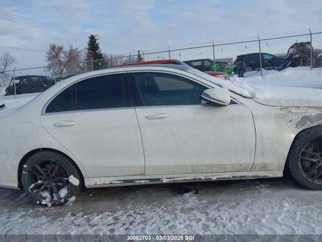 55SWF4KB2GU140883 Mercedes-Benz C 300 4matic