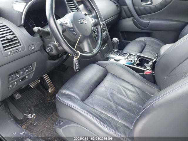 JN8CS1MW2HM413428 Infiniti QX70