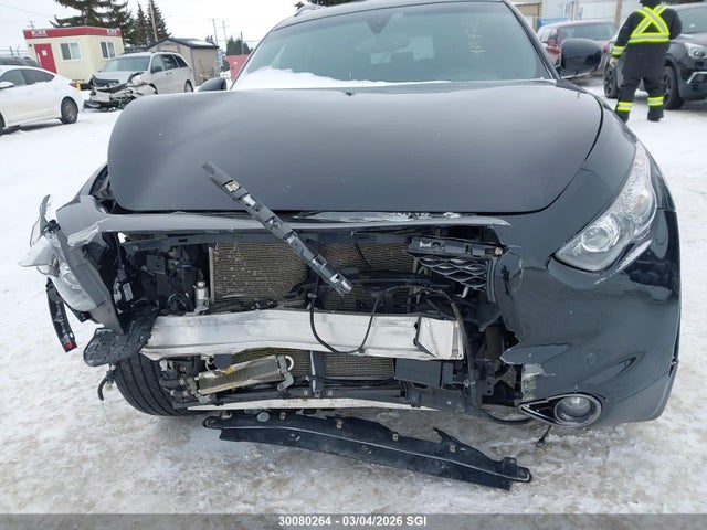 JN8CS1MW2HM413428 Infiniti QX70