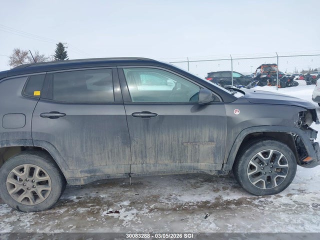 3C4NJDDB4KT772206 Jeep Compass Trailhawk