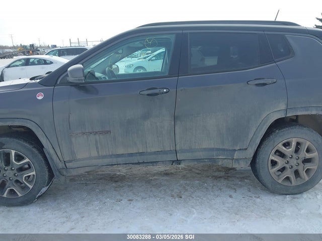 3C4NJDDB4KT772206 Jeep Compass Trailhawk