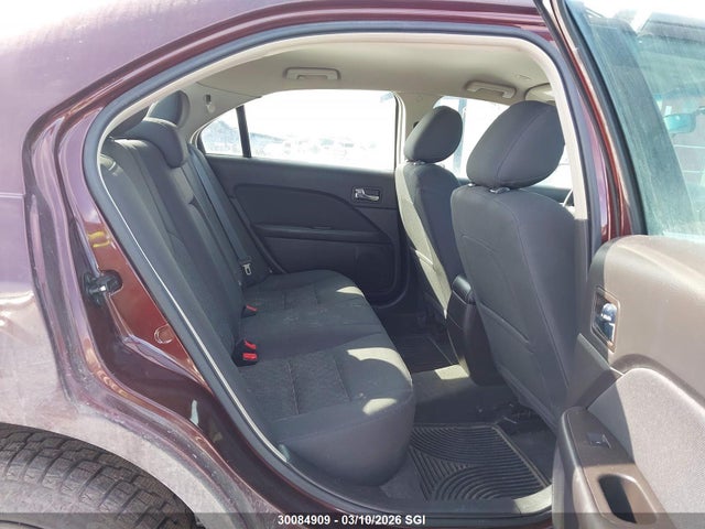 30084909 :رقم المزاد ، 3FAHP0HA4CR208467 vin ، 2012 Ford Fusion Se مزاد بيع
