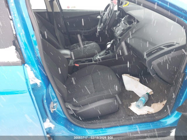 1FADP3K21GL278336 Ford FOCUS SE