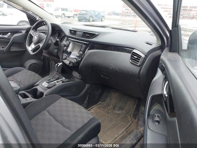 JN1BJ1CW1LW386122 Nissan Qashqai S/sl/sv