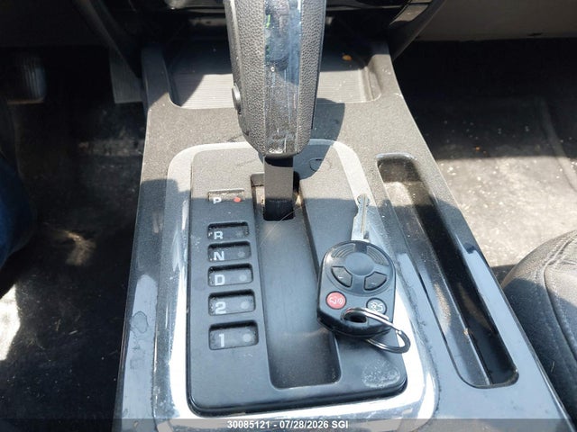 Продажа на аукционе авто 2008 Ford Escape Limited, vin: 1FMCU94188KA98456, номер лота: 30085121
