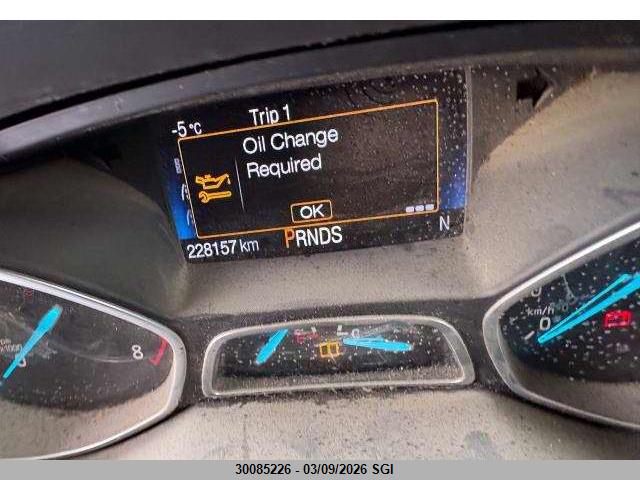 1FMCU9G9XHUC82867 Ford ESCAPE SE
