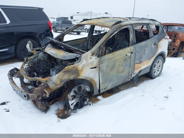 1FMCU9GD9HUD78977 Ford ESCAPE SE