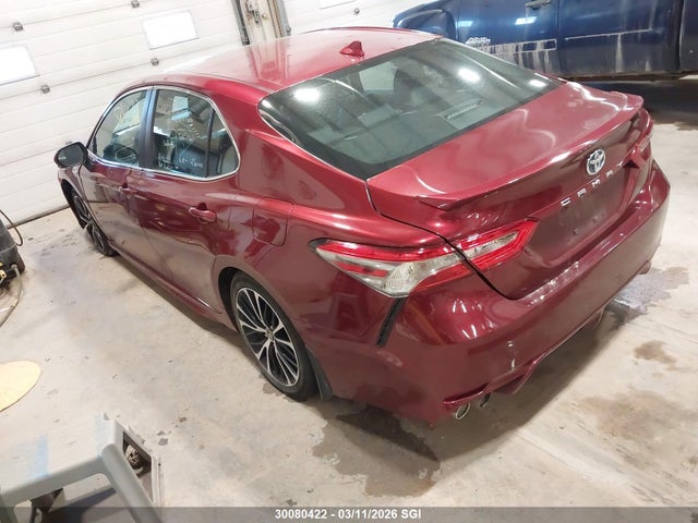 4T1B21HK6JU506016 Toyota Camry Hybrid Se
