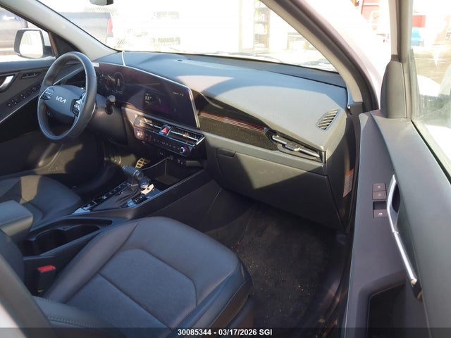 30085344 :رقم المزاد ، KNDCT3LE7S5259555 vin ، 2025 Kia Niro Sx/sx Touring مزاد بيع