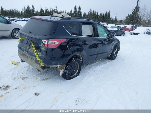 30084902 :رقم المزاد ، 1FMCU9GD2HUB47399 vin ، 2017 Ford Escape Se مزاد بيع