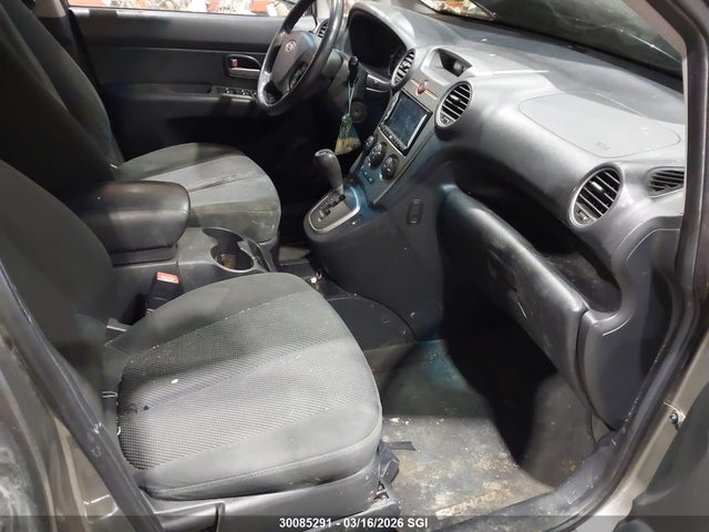 2009 Kia Rondo მანქანა იყიდება აუქციონზე, vin: KNAFG526397226054, აუქციონის ნომერი: 30085291