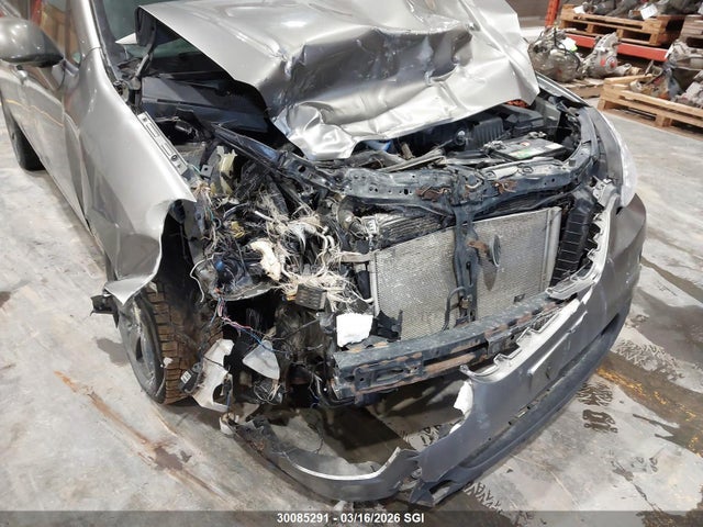 2009 Kia Rondo მანქანა იყიდება აუქციონზე, vin: KNAFG526397226054, აუქციონის ნომერი: 30085291