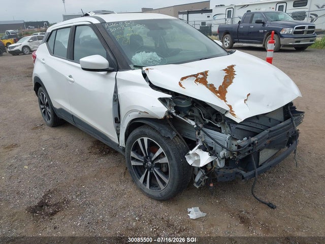 2019 Nissan Kicks S/sr/sv მანქანა იყიდება აუქციონზე, vin: 3N1CP5CU6KL498394, აუქციონის ნომერი: 30085500