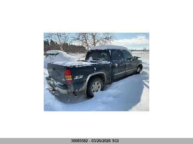 30085582 :رقم المزاد ، 2GTEK13T051257943 vin ، 2005 Gmc New Sierra K1500 مزاد بيع