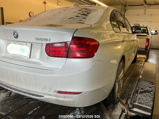 WBA3B3G59ENR82712 BMW 328 XI