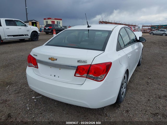 30085637 :رقم المزاد ، 1G1PL5SH4D7288293 vin ، 2013 Chevrolet Cruze Ls مزاد بيع