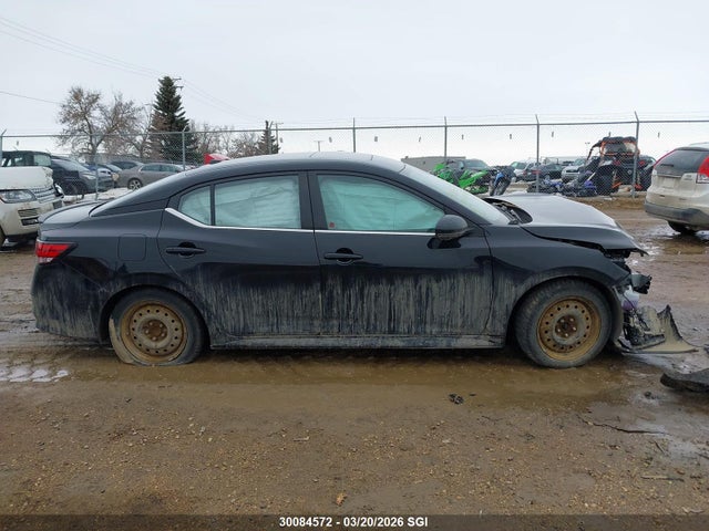 30084572 :رقم المزاد ، 3N1AB8DV8NY311064 vin ، 2022 Nissan Sentra Sr مزاد بيع