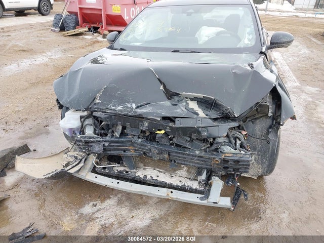 30084572 :رقم المزاد ، 3N1AB8DV8NY311064 vin ، 2022 Nissan Sentra Sr مزاد بيع