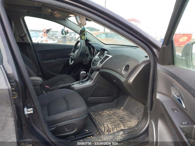1G1PC5SB1F7254830 Chevrolet CRUZE LT