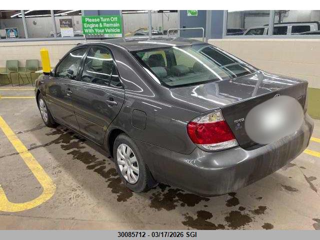 2005 Toyota Camry Le/xle/se მანქანა იყიდება აუქციონზე, vin: 4T1BE32K95U944420, აუქციონის ნომერი: 30085712