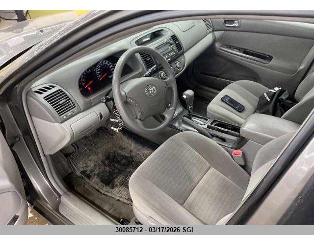 2005 Toyota Camry Le/xle/se მანქანა იყიდება აუქციონზე, vin: 4T1BE32K95U944420, აუქციონის ნომერი: 30085712