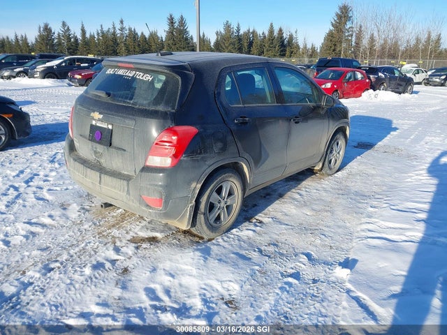 3GNCJKSB8KL365575 Chevrolet TRAX LS